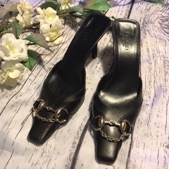 Gucci Shoes - Gucci Horsebit Chain Leather Heels
